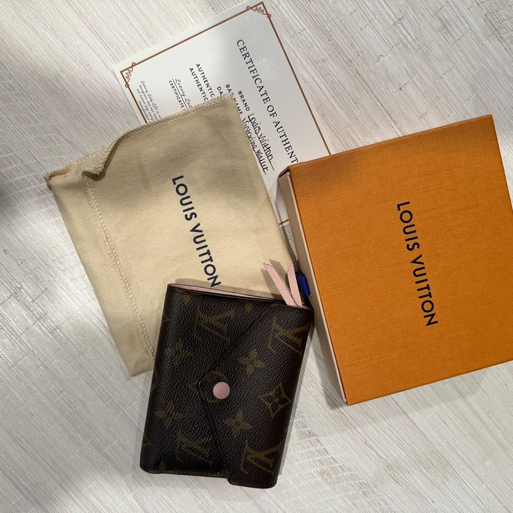 Authentic Louis Vuitton Monogram Coated Canvas Victorine Wallet